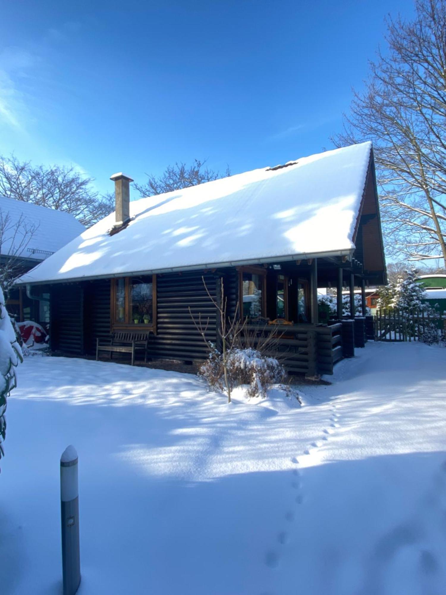 Eifel-Lounge Blockhaus Mit Kamin Garten Balkon Nahe Koeln Therme Bruehl Phantasialand Weilerswist Екстериор снимка
